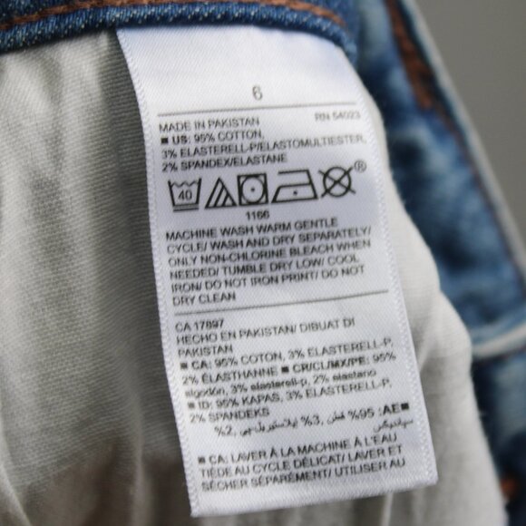 Old Navy Blue High-Waisted Button-Fly Frayed-Hem Jean Denim Mini Skirt Size 6 - Picture 4 of 6